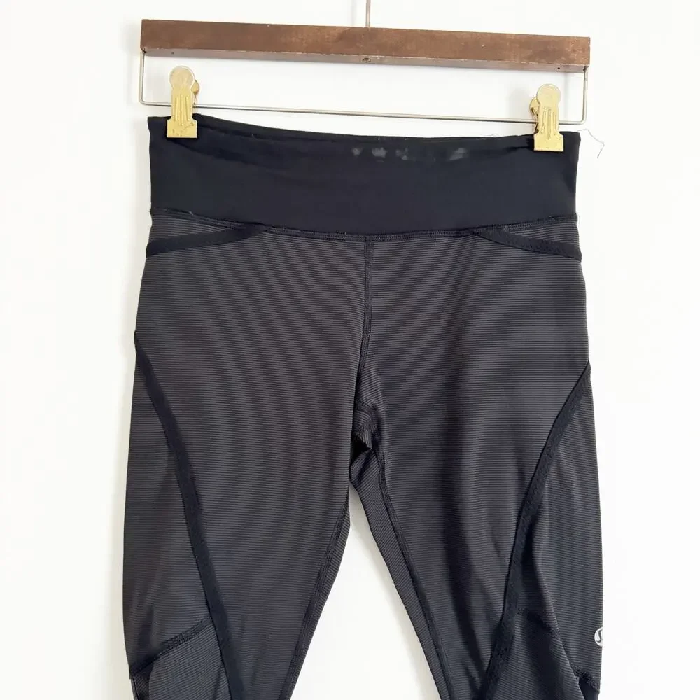 LULULEMON Run Pace Crop Leggings Wee Stripe Black 4